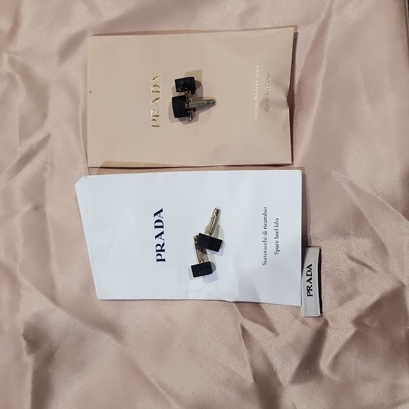 ❌SOLD❌Authentic Prada shoes size 38 - Picture 9 of 10